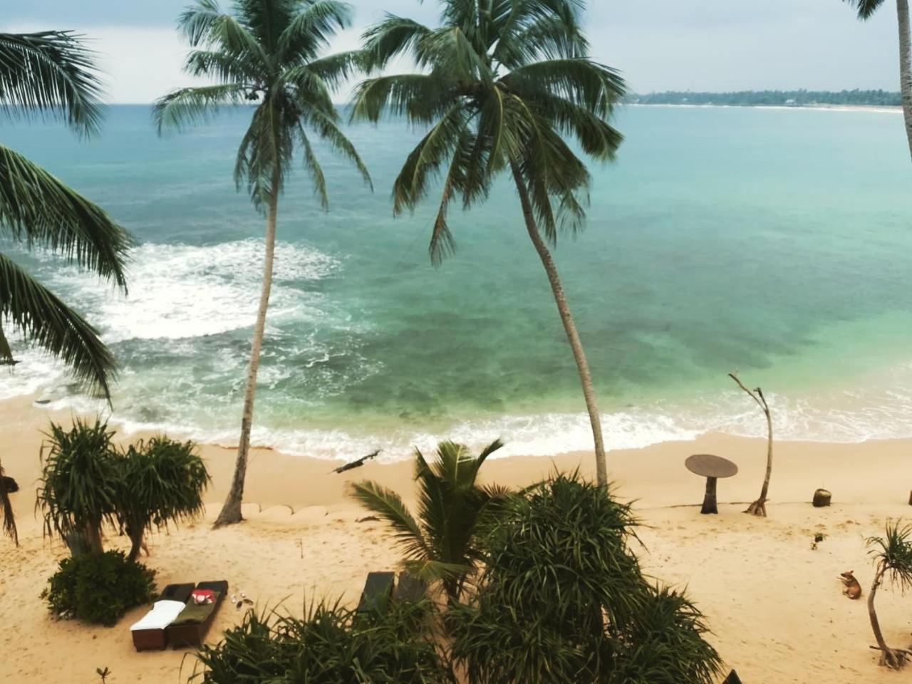 Cool Beach Hotel Hikkaduwa Buitenkant foto